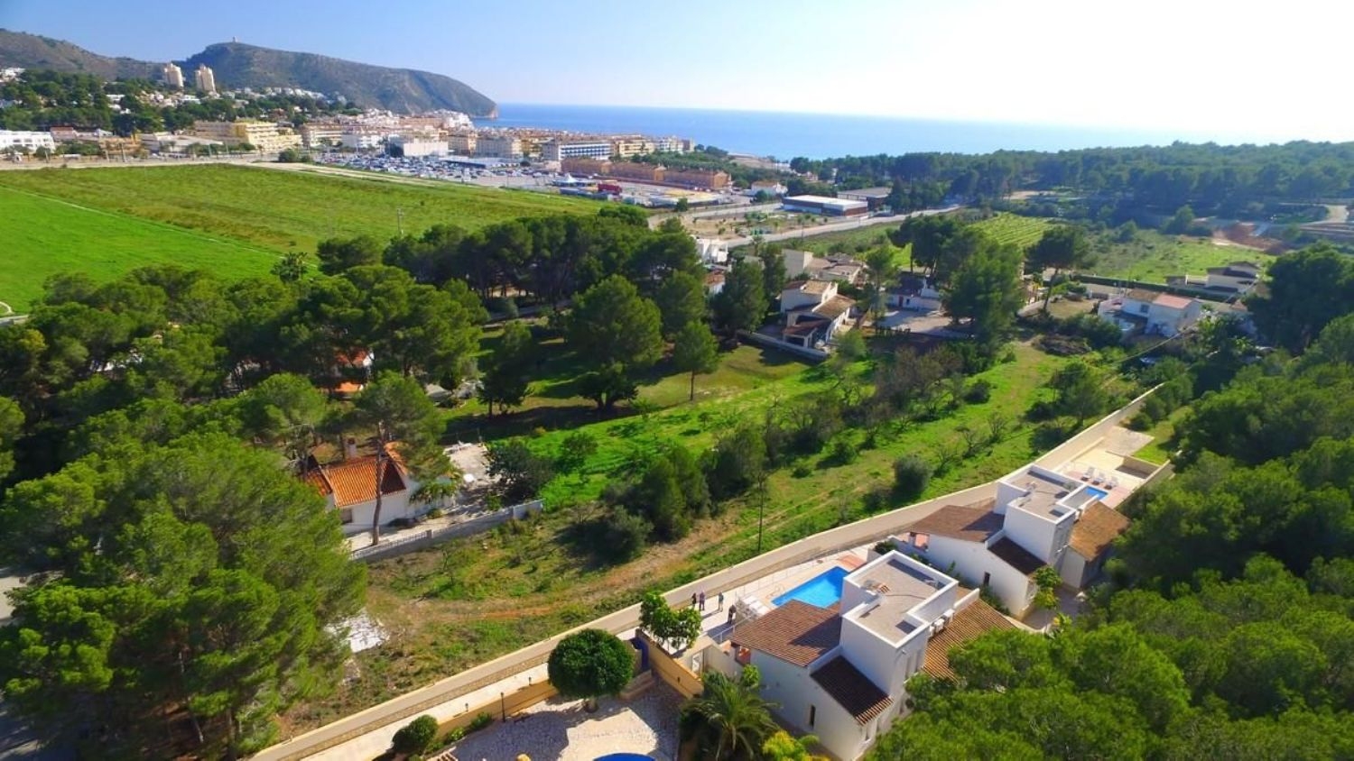 Dos villas de alta calidad en 700m de la playa de Moraira